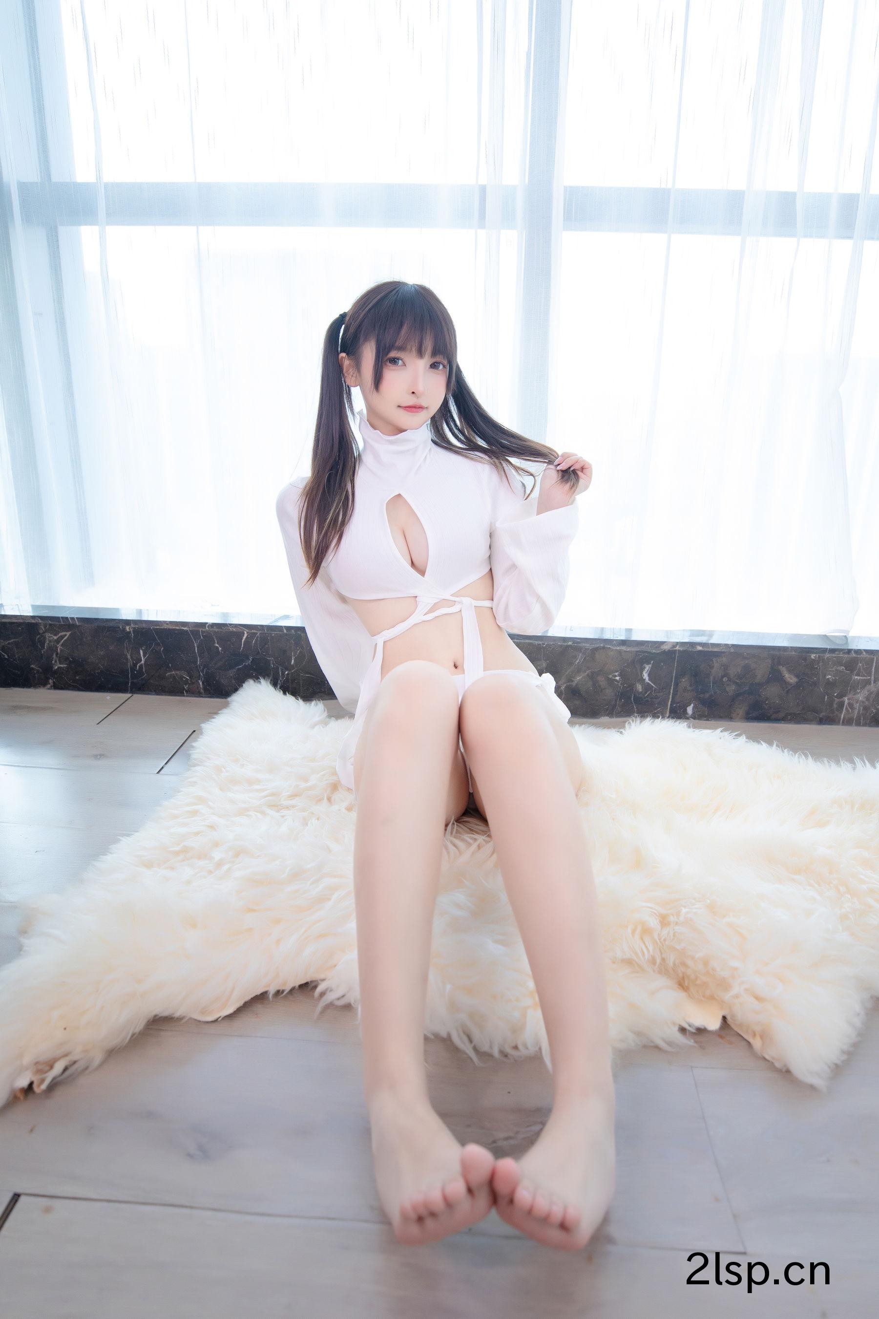 [网红COSER]萝莉神楽板真冬之虎年07月微博订阅